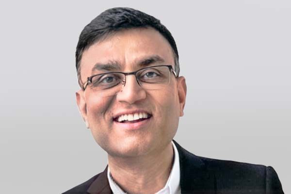 Portrait of Ishwar Hirani, Chairman of SBI Sweden, based at the headquarters in Jönköping, showcasing his leadership and vision for the company